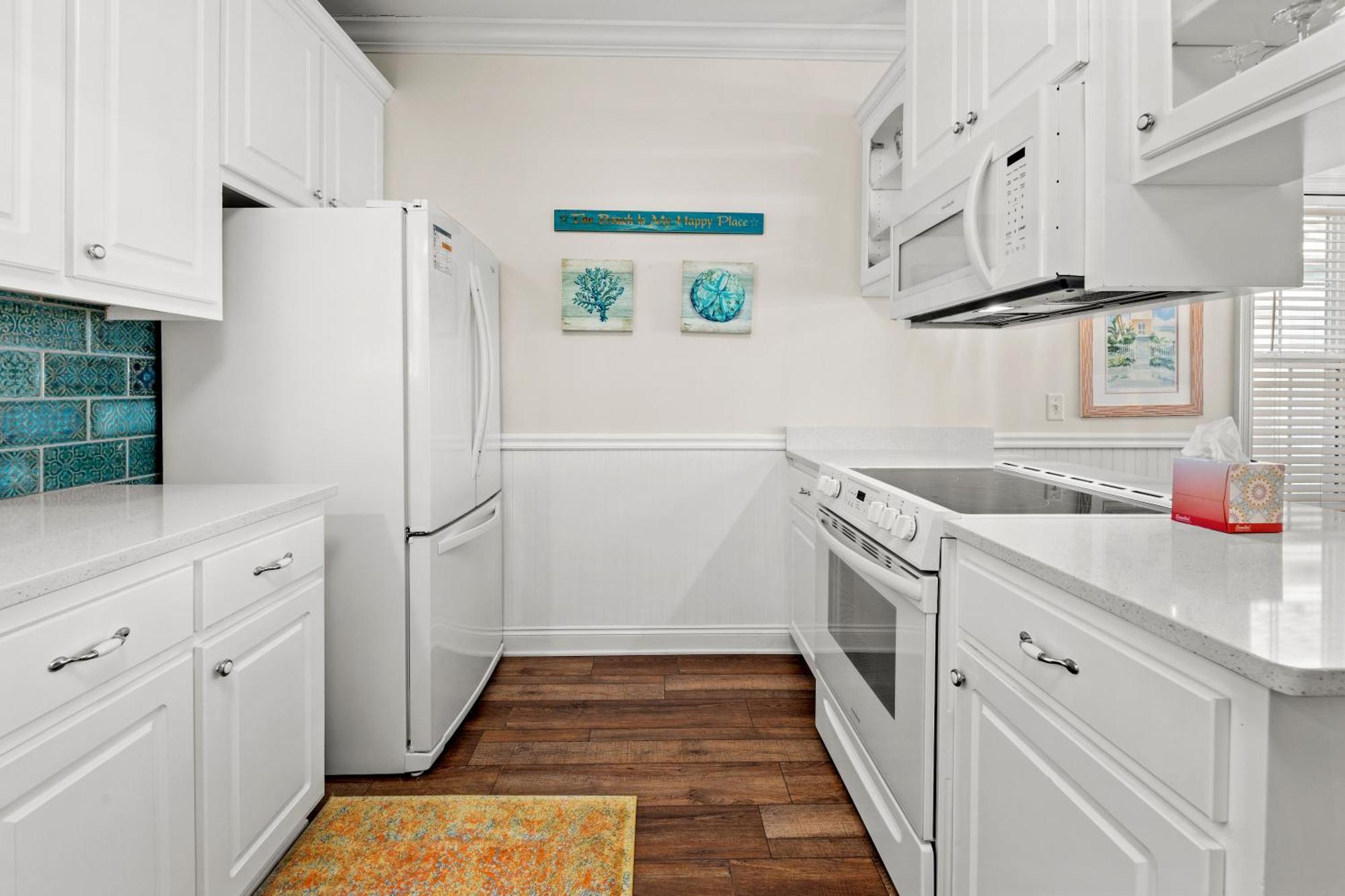 Next To Pier Park! Steps From The Beach! Dog-friendly! Pool! *